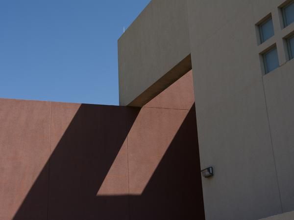 image023